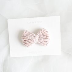 Peony Bow Soft Pink  Please choose from the drop down menu which option you would like to buy.      - Headband one size fits all   - Bow on Headband size 5.5 x 2.5cm - Bow Clip size approximately 6 x 4cm with alligator clips - Suitable for toddlers and young girls  ♡ Don't forget to follow and tag us on Instagram @littletinylabel or visit our website  We love seeing your little ones wearing our bows! *Please ensure adult supervision when using and remove headwear before putting child to sleep. A Bandeau Au Crochet, Crochet Hair Clips, Toddler Hairstyles Girl, Pink Headbands, Tie Headband, Hair Clips Girls, Boutique Bows, Baby Girl Headbands, Bow Clips