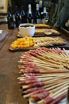 many skewers are lined up on the table