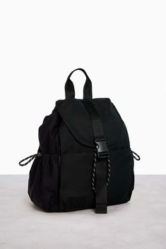 BÉIS 'The Sport Backpack' in Black - Chic Tennis Inspired Backpack Sporty Nylon Backpack With Adjustable Strap, Functional Gym Bag With Adjustable Strap For School, Sporty Backpack For Travel, Functional Sports Gym Backpack, Sporty Backpack With Adjustable Strap For Everyday Use, Sporty Gym Bag With Adjustable Straps For Everyday, Sports Nylon Backpack, Sporty Gym Bag Backpack For Sports, Sports Nylon Standard Backpack