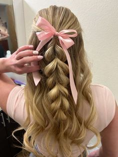 Hairstyles On Blonde Hair, Hair Styles For A Dance Schools, Hoco Hair Inspo Half Up Half Down, Pink Out Hairstyles, Have Up Have Down Hair Hairstyles, Half Up Half Down With Braids, Blond Hair Styles, Hair Styles Half Up Half Down, Complicated Hairstyles