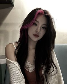 Crochet Top, Crochet Hats, Itzy, Jenny, Photo Editing, High Neck Dress Yeji Pink Hair, Yeji Dark Icons, K Pop Foto, Yeji Dark, Yeji Aesthetic, Seo Yeji, Yeji Icons, Pfp Kpop, Itzy Kpop