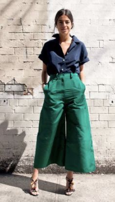 2025 Wardrobe, Colorblock Fashion, Office Clothes, Summer Inspo, Green Pants, Office Outfits, Fashion Styles, Capsule Wardrobe, Color Blocking