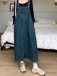 Lasaky - Womens Loose Fit Casual Denim Overall Dress with Front Pockets in Non-Stretch Washed Denim Fabric Non-stretch Denim Dress With Pockets, Ladybug Pv, Denim Pullover, Teacher Fits, Oc Reference, Artsy Outfit, Womens Denim Dress, Denim Overall Dress, Teacher Outfit