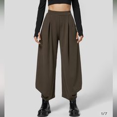 Just Bought These. Never Worn! They Just Weren’t For Me. So Comfy, It’s Insane. I Feel Like You Could Dress These Up Too. Greece Outfit Aesthetic, Size 8 Outfits, Avatar Inspired Outfits, Cool Casual Outfits, Trendy Plus Size Outfits, Plus Size Harem Pants, Harem Sweatpants, White Raspberry, Harem Trousers