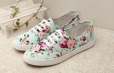 Nurse Shoes, Floral Sneakers, Nursing Shoes, Girly Shoes, Popular Fashion, Sneaker Collection, Canvas Sneakers, Vans Old Skool Sneaker, Canvas Shoes