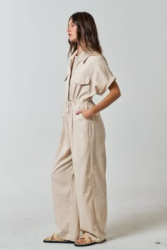 Cream Jumpsuit Outfit, Long Sleeve Jumpsuit Outfit, Zip Up Jumpsuit, Jumpsuit Outfit Casual, Cream Jumpsuit, Trendy Date Night Outfit, Rolled Up Sleeves, Jumpsuit Outfits, Jumpsuit Outfit