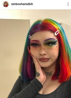 Weird Haircuts, Edgy Summer, Unicorn With Rainbow, Pretty Rainbow, Rainbow Hair Color, Hair Color Crazy, Dyed Hair Inspiration, Split Hair, Hair With Bangs