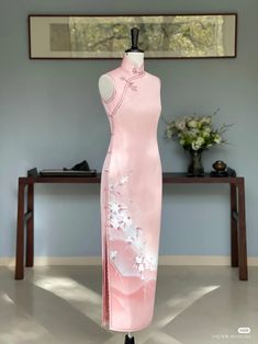 Chinese Wedding Dress Traditional, Fashion History Timeline, Wedding Cheongsam, Traditional Chinese Dress