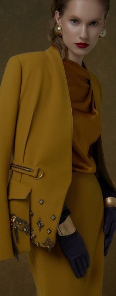 Valentin Yudashkin Pre-Fall 2024 RTW Valentin Yudashkin, Yellow Mustard, Retail Therapy, Autumn Theme, Beautiful Fashion, Warm Colors, Dress To Impress, Gloves