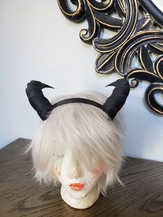 Fantasy Horns, Dragon Horns, Larp Costume, Cosplay Diy, Diy Headband, Fantasy Dragon, Costume Hats, Hot Glue, Hair Designs