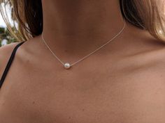 Pearl Choker Single Pearl Necklace 925 Sterling Silver | Etsy Floating Pearl Necklace, Dainty Pearl Necklace, Single Pearl Necklace, Bridesmaids Gift Sets, Single Pearl, Pearl Necklace Earrings, Prom Jewelry, Pearl Choker, Simple Jewelry