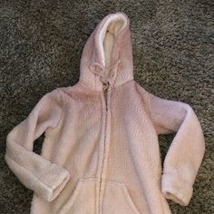 Light Pink Long Sleeve Zip Up Fleece Robe/Pajamas Long Sleeve Fleece Sleepwear For Lounging, Comfortable Fleece Sleepwear With Long Sleeves, Cozy Pink Tops For Loungewear, Cozy Fleece Long Sleeve Sleepwear, Cozy Fit Fleece Sleepwear With Long Sleeves, Fleece Sleepwear For Winter Lounging, Cozy Fit Fleece Long Sleeve Sleepwear, Cozy Fleece Sleepwear For Winter, Cozy Long Sleeve Outerwear For Sleepovers