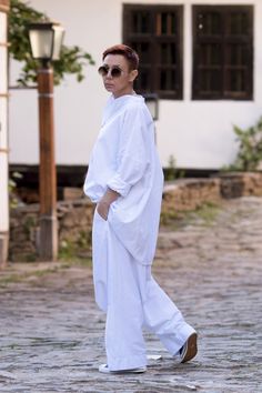 Oversize Linen Blouse, Linen Shirt for Women, Loose Linen Top, Long Sleeve Top, Blouses Women, White Linen Shirt, Linen Tunic, Shirt Dress - Etsy Egypt White Linen Tunic Blouse, Oversized Linen White Blouse, Long Tunic Outfit, Linen Tunic Shirt, Flax Pants, Tunic Outfit, Linen Harem Pants, Blouses Women, Shirt Linen