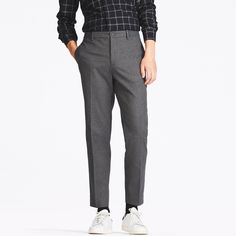 uniqlo pants ankle relaxed mens chinos lyst Black Trousers Outfit Man, Ankle Pants Outfit Men, Ankle Pants Outfit, Uniqlo Trousers, Black Trousers Outfit, Trousers Outfit Men, Mens Casual Wedding Attire, Uniqlo Style, Uniqlo Pants