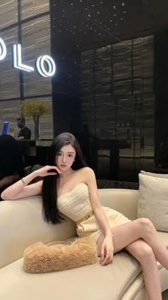 Fancy Short Dresses, Edit Capcut, Chinese Fashion Street, Elegant Outfit Classy, Gowns Dresses Elegant, Clubbing Outfits, Cute Couple Selfies, Korean Fashion Trends