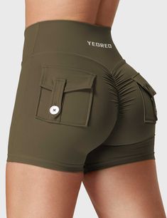 Crafted from stretchy, breathable fabric, our V-waistband Charm Shorts feature a stylish V-front waistband and scrunch design to lift your shape. With two back pockets for essentials and sweat-wicking technology, these shorts combine functionality with a flattering style for every workout.    Feature    Dual back pockets   V cross waistband   No front seams, hip scrunch design   High waist, promotes compression   Anti-squat, non-see-through   Stretchy, super soft fabric     Fabric      75% Nylon Workout Shorts Women, Workout Fits, Women Yoga, Workout Regimen, Shorts For Women, Yoga Shorts, Gym Shorts, Christmas 2024, Gym Wear