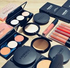 Farmasi Canada, Farmasi Makeup, Makeup Bar, Body Shop At Home, Best Makeup Brushes, Eye Makeup Designs, Affordable Makeup, Makeup On Fleek, Beauty Influencer