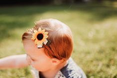 Simple Sunflower on green leaves with some cotton lace details on ruffle brown elastic .This headband can be made in any size and a different elastic . Sunflower Headband Baby, Simple Sunflower, Sunflower Headband, Floral Headband, Yellow Sunflower, Floral Headbands, Baby Headband, New City, Cotton Lace