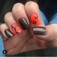 Nails For Hunting Season, Hunting Nail Art, Hunting Nails Deer, Deer Season Nails, Deer Hunting Nails, Deer Hunting Nail Designs, Hunting Nail Ideas, Hunting Season Nails, Hunting Nails Designs