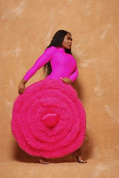 Oyemwen Pink Hat Oversized Hat, Chic Vibes, Pink Shade, Bold Style, Pink Hat, Barbie World, Bold Fashion, Turning, Hot Pink