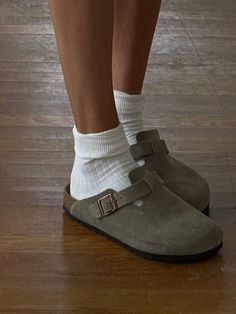 Birkenstock Clog, Boston Clogs, Fall 23, Casual Nails, Xmas List, Clothing Pieces, Shoe Inspo