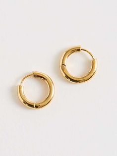 <p>These adorable bold hoop earrings are so cute and trendy! Pair them with your favorite outfit to complete your look!</p> Alterd State Earrings, Altard State Jewelry, Trendy Tarnish Resistant Cartilage Earrings As Gift, Everyday Metal Hoop Clip-on Earrings, Trendy Nickel-free Drop Clip-on Earrings, Trendy Gold Nickel-free Cartilage Earrings, Trendy Gold Cartilage Earrings, Trendy Round Metal Cartilage Earrings, Trendy Single Hoop Cartilage Earring