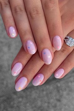 33 Cute Bubble Bath Nails To Inspire Ideas For Your Next Manicure - London Kensington Guide Gel Nail Designs Purple, Classy Disney Nails, Bubble Bath Nails, Semi Permanente, Short Nail, Nail Length, Short Nail Designs, Minimalist Nails, Dream Nails