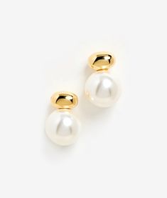 14ct Vermeil on Sterling Silver Measurement: 22mm/0.86in Baby Pink Wedding Dress, Baby Pink Wedding, Dress Design Ideas, Wedding Dress Design, Pearl Earrings Designs, Gold Pearl Jewelry, Ivory Earrings, Pink Wedding Dress, Pearl Earrings Wedding