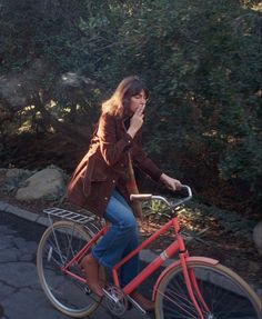 Deep Winter, Stranger Things Season, Jane Birkin, Fall Fits, French Girl, 70s Fashion, Stranger Things, Cool Girl, Style Me