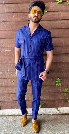 Stylish Men Wear, Costume Africain, Blazer Outfits Men, Gents Kurta Design, African Wear Styles For Men, African Attire For Men, Indian Men Fashion, Cord Set, Mens Fashion Wear