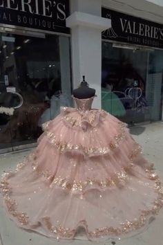 Pink And Gold Dress Quinceanera, Blush Pink Quinceanera Dresses Princess, Pink And Gold Dama Dresses, Pink Gold Quince Dress, The Last Doll Quinceanera, Quinceanera Dresses Pink And White, Silk Quinceanera Dresses, Pink Church Outfits, Quince Dresses Pink And Gold