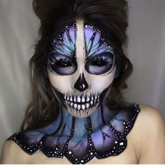 Makeup Looks Dramatic, Skull Tutorial, Halloween Makeup Diy Tutorial, Fantasy Make-up, Halloween Make-up Looks, Holloween Makeup, Butterfly Skull, Horror Make-up, Creepy Photos