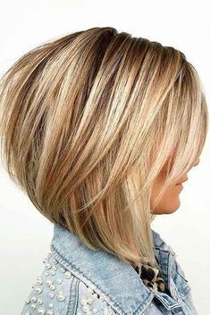 If we had it our way, we would write a book about layered bob haircuts. Instead, let us tell you one thing: women with such cuts never complain about their hair looks! Bob Style Haircuts, Angled Bob Hairstyles, Layered Bob Haircuts, Bob Hairstyles For Thick, Bob Hairstyles With Bangs, Modern Haircuts, Layered Bob Hairstyles, Bob Hairstyles For Fine Hair, Layered Bob