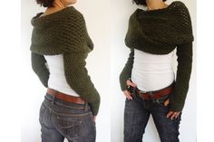 two pictures of a woman wearing a green sweater and jeans, with her hands in her pockets