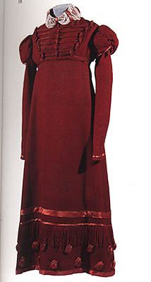 Red silk dress c. 1815  Pavlovsk Palace Pavlovsk Palace, 1800s Clothing, Regency Clothing, Red Silk Dress