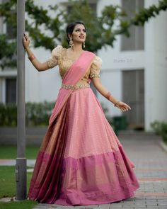 Saree Pattu, Dresses Dinner, Saree Wearing Styles, Saree Draping Styles, Saree Draping, Lehnga Dress