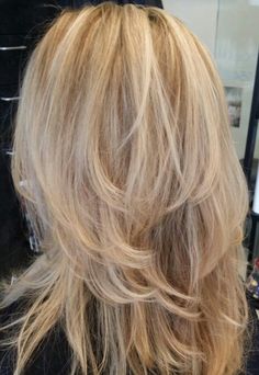 2023 Haircuts, Hait Style, Long Layered Hairstyles, Hair Color Styles, Mama Hair, Medium Hair Styles For Women, Layered Haircuts For Medium Hair, 50 Hair