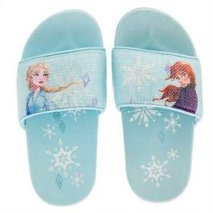 Disney Frozen Elsa&Anna Slides Sandals. Clear Sequin Layer Over Straps. Strap Features Screen Art Of Elsa On One Shoe And Anna On The Other. Slip-On. Molded Footbed. Padded Strap Imported Slides For Kids, Comfy Slides, Disney Slippers, Disney Princess Toys, Frozen Toys, Brian Atwood Heels, Anna And Elsa, Screen Art, Princess Toys