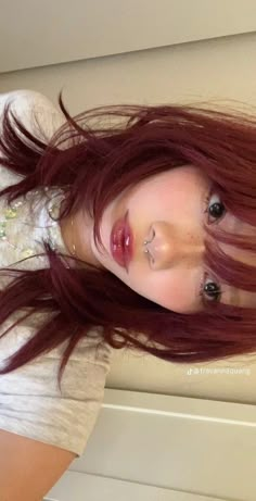 Cute Simple Hair Dye Ideas, Dye Over Brown Hair, Asian Dyed Hair Ideas, Hair Died Idea, Hair Dye Brunette, Hair Color Inspo For Tan Skin, Red Hair With Brown, Red Hair Asian Girl, Ash Red Hair