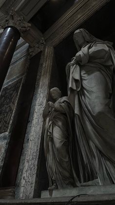 Statue aesthetic wallpapers iPhone | статуя эстетка обои на айфон Misc Wallpapers, Balduino Iv, Aesthetic Statue, Black And White Wallpaper Iphone, Greek Antiquity, Gothic Statue, Antique Sculpture, Baroque Art, Beauty Wallpaper