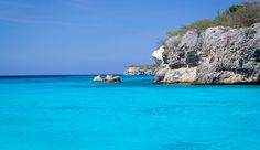 blue water and rocks in the ocean