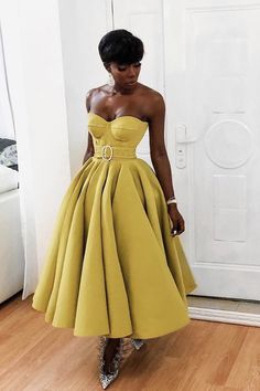 yellow short prom dress yellow evening dress Yellow Satin Prom Dress, Yellow Evening Dress, Prom Dress Yellow, Strapless Homecoming Dresses, Tea Length Prom Dress, Yellow Evening Dresses, Prom Dresses Yellow, Chique Outfits, Elegante Casual