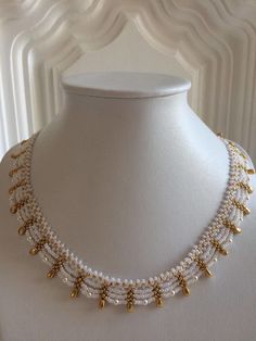 Fancy Jewelry Necklace, Pearl Jewelry Design, Gold Jewelry Simple Necklace, Pearl Necklace Designs, Jewelry Set Design, Gold Bridal Jewellery Sets, Indian Jewellery Design Earrings, Gold Bride Jewelry, Beaded Jewelry Designs