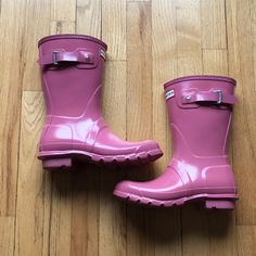 Hunter Pink Rain Boots. Size 6. Womens Original Short Gloss. Only Worn A Handful Of Times, In Excellent / Like New Condition. Pink Casual Weatherproof Rain Boots, Winter Outdoor Pink Rain Boots, Pink Rain Boots For Outdoor, Pink Hunter Boots, Pink Hunter Rain Boots, Pink Rain Boots, Rainbow Kid Hunter Boots, Hunter Shoes, Hunter Rain Boots