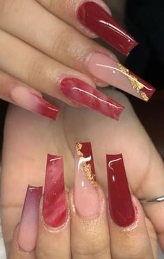 Red Pink And Gold Nails, Nails For Red Outfit, Red Acrylic Nails Coffin Designs, Baddie Nail Art Designs Long, Square Long Nails Ideas, Red Nail Designs Long, Red Nail Inspo Coffin, Acrylic Nails Inspo Baddie, Acrylic Nail Designs Long Square