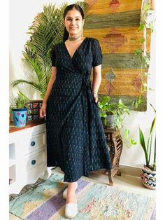 Long Skirt Top Designs, Ikkat Dresses, Simple Frock Design, Casual Frocks, Simple Frocks, Simple Kurta Designs, Simple Kurti Designs, Frock For Women, Casual Indian Fashion