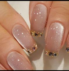 French Tip Nails Ideas, Jeweled Nails, Decorative Nails, Elegant Nail Art, Nagel Tips, Best Nail Art Designs, Glam Nails, March 7