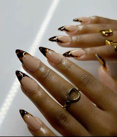 Stiletto Brown Nails, Bow Nail Designs, Rhinestone Makeup, Color For Nails, French Manicure Nails, New Nail Designs, French Acrylic Nails, Brown Nails