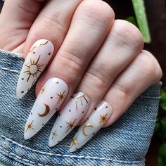 Ongles Beiges, Witchy Nails, Moon Nails, Gold Chrome, Fire Nails, Gold Nails, Cute Acrylic Nails, Nail Inspiration, Nails Inspo