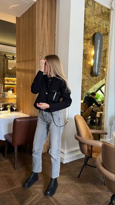 Loading Please Wait, Winter Fashion Outfits Casual, London Outfit, Wardrobe Tips, Outfits Chic, Paris Outfits, Nice Style, 가을 패션, Autumn Outfit